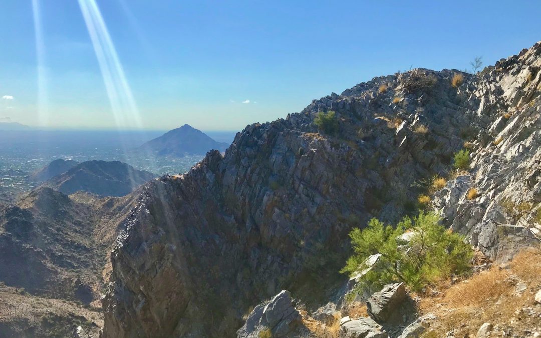 Piestewa Vs Camelback? Which Should You Hike?